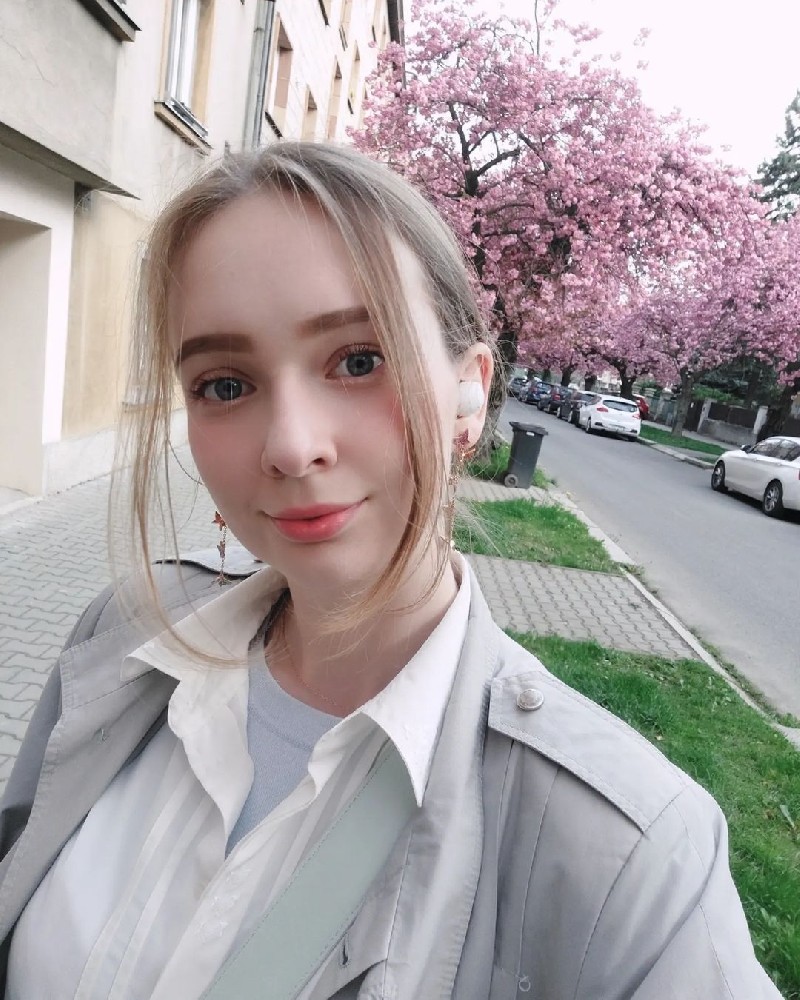 E081（480张图+2个视频）欧美美女套图素材_形象可爱身材好，生活照丰富，视频带自拍