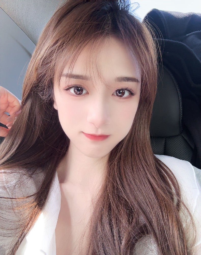 A2292 照片1695张 视频369个 中国女 生活日常 旅游 生活素材丰富 视频有自拍 视频包含实况Live